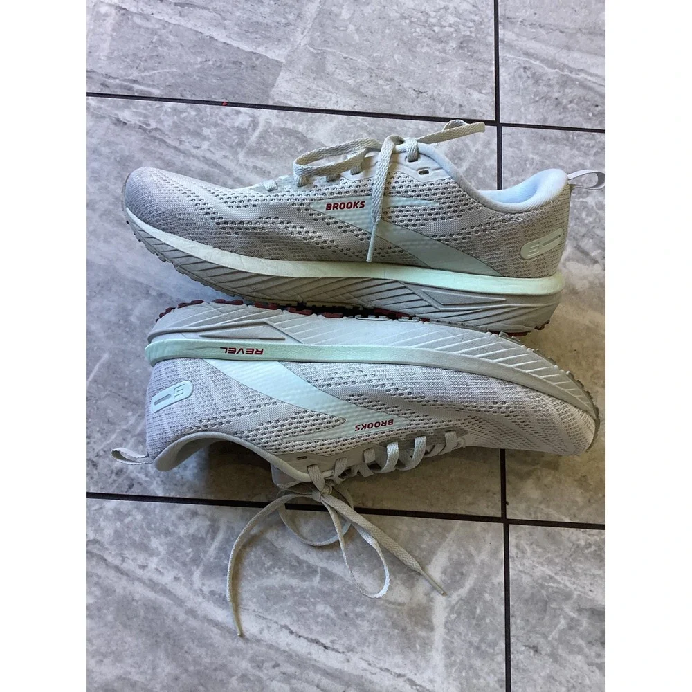 Brooks Revel 6 Womens Running Shoes Grey Mint Green 1203861B459 Sneaker Size 9